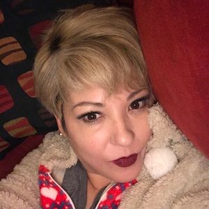 Meet your Posher, Linda